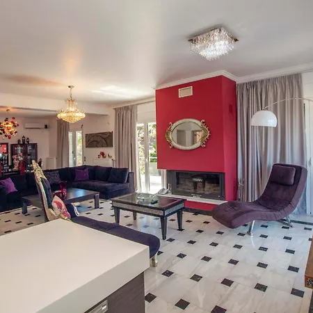 Villa Bourtzi View *