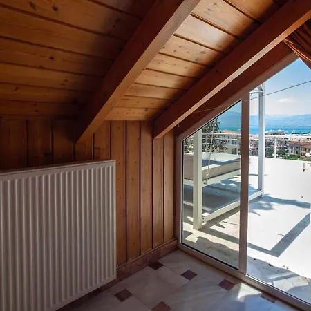 Bourtzi View Villa *