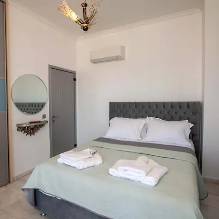 Bourtzi View Villa
