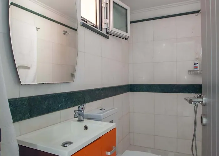 فيلة Bourtzi View *